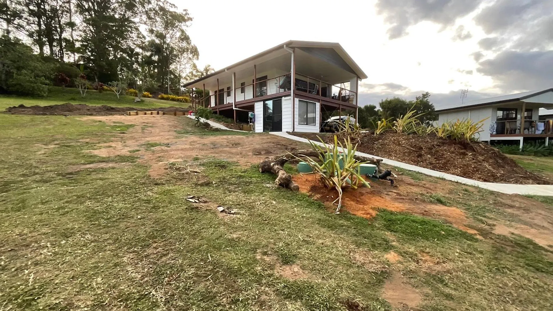 Apartment Sunshine Coast Retreat Your Own Private Golf Course Diddillibah