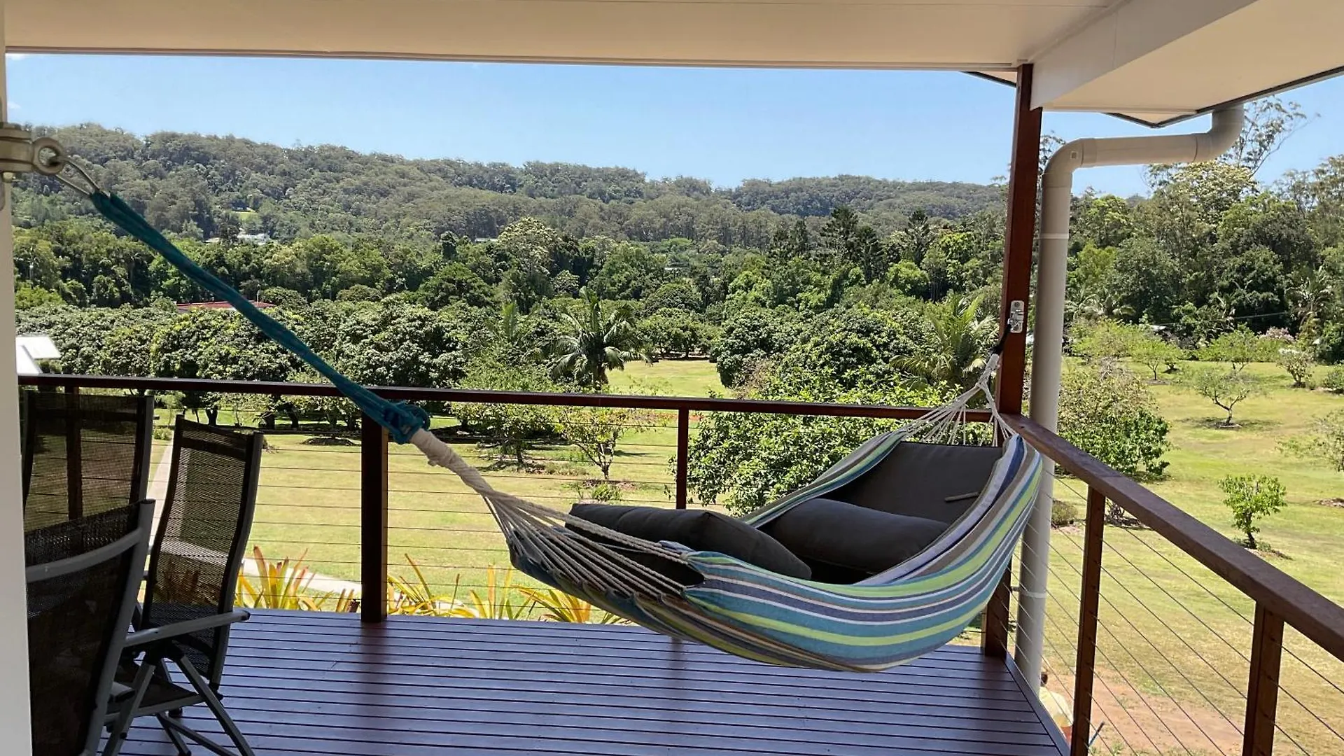 Sunshine Coast Retreat Your Own Private Golf Course Diddillibah Australia